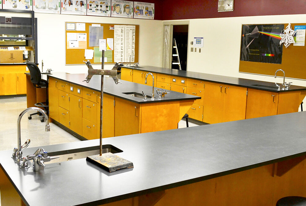 Crocus Plains Chemistry/Physics Lab RenovationEducationalClient: Brandon School DivisionYear: 2014Services: Architectural, Structural, Mechanical, Electrical